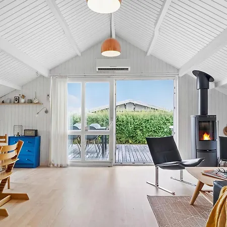 2 Bedroom Lovely In Casa de Férias Hejls