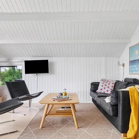 Casa de Férias 2 Bedroom Lovely In *