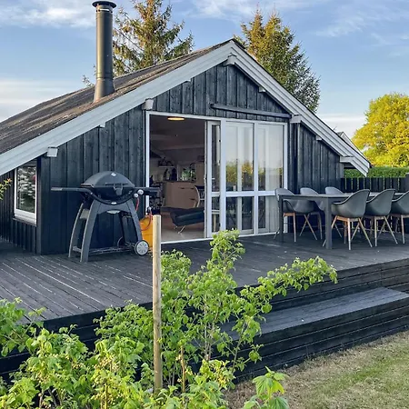 度假居 2 Bedroom Lovely In *