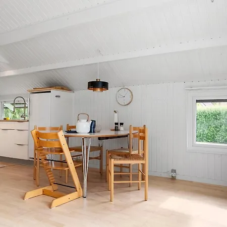 2 Bedroom Lovely In Casa de Férias *