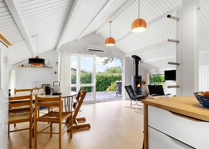 2 Bedroom Lovely In * Hejls