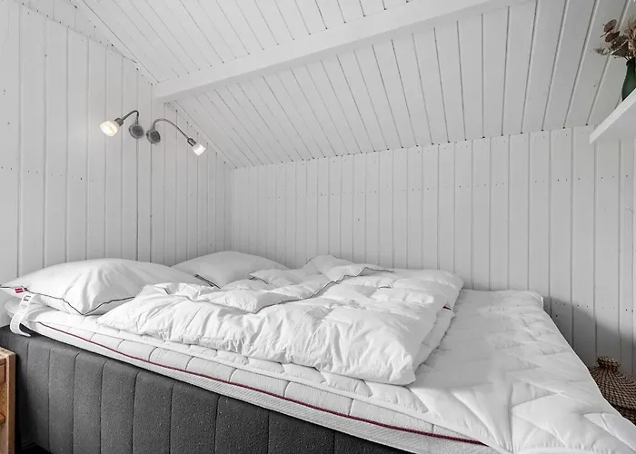 2 Bedroom Lovely In * Hejls